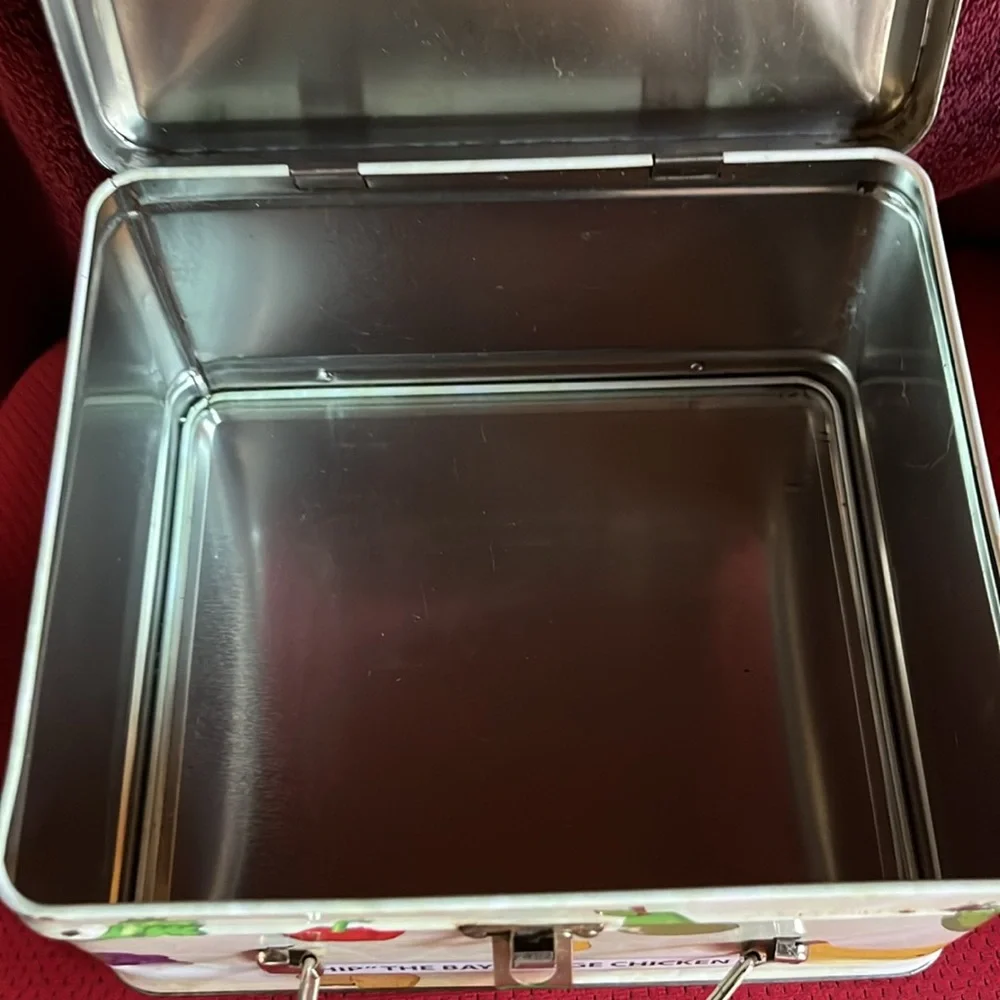Vintage Chip the Bay Bridge Chicken lunch box, San Francisco  Colorful